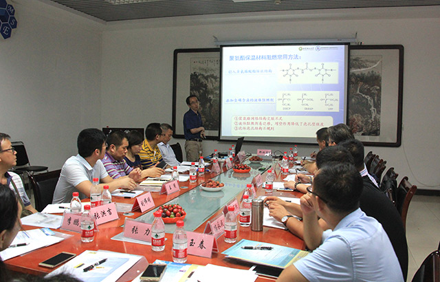 �μ�������M(j��n)�Ќ��}�v��